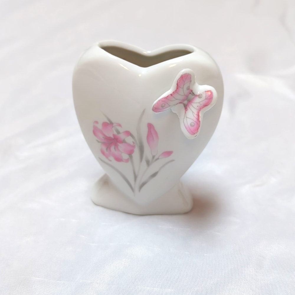 Porcelain Heart Shaped Bud Vase with Pink Lilies and 3D Applied Butterfly